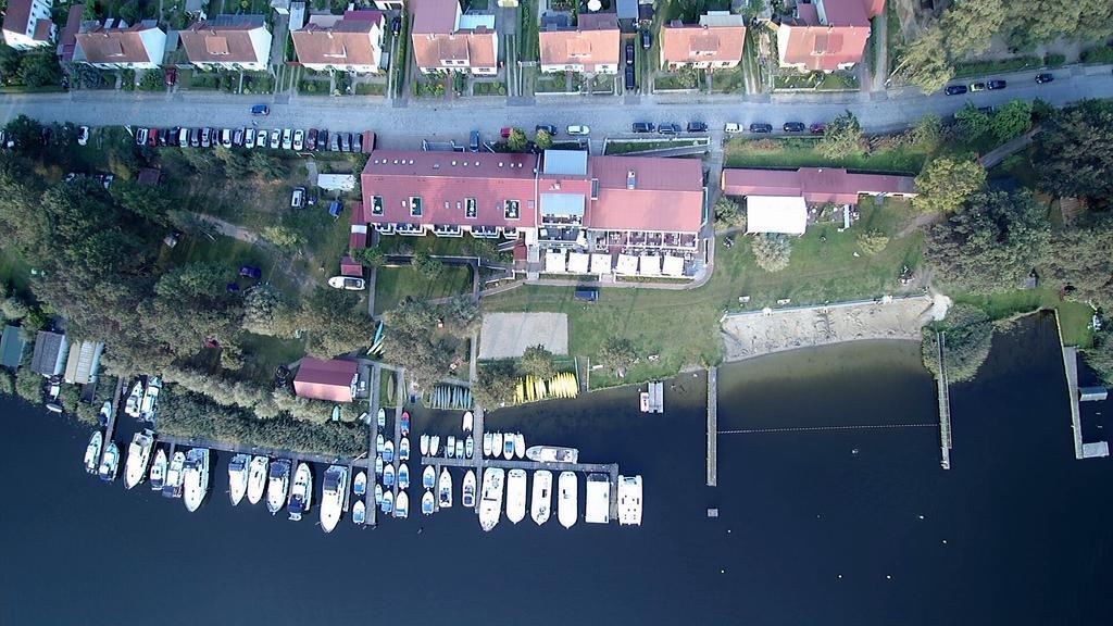 Strandhotel Mirow Kültér fotó